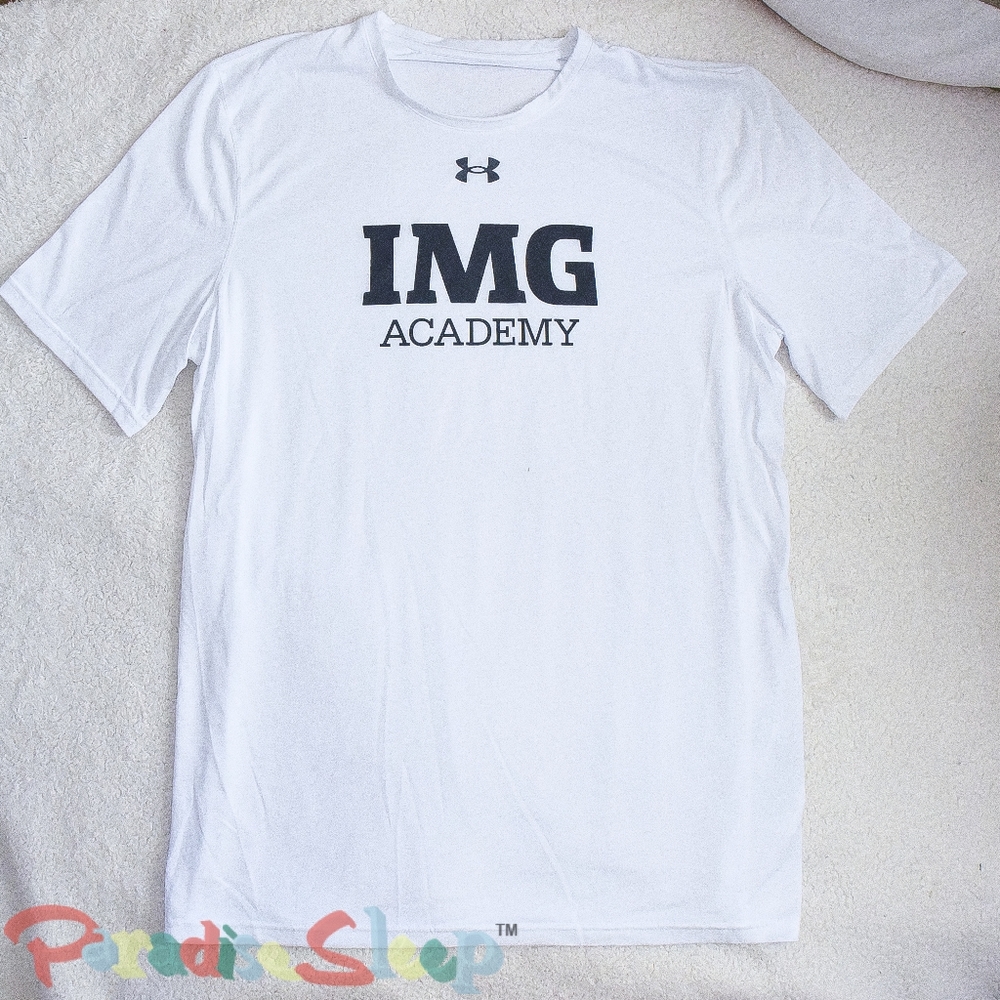 *IMG Academy*  UnderArmour Men's White Tee - size M.